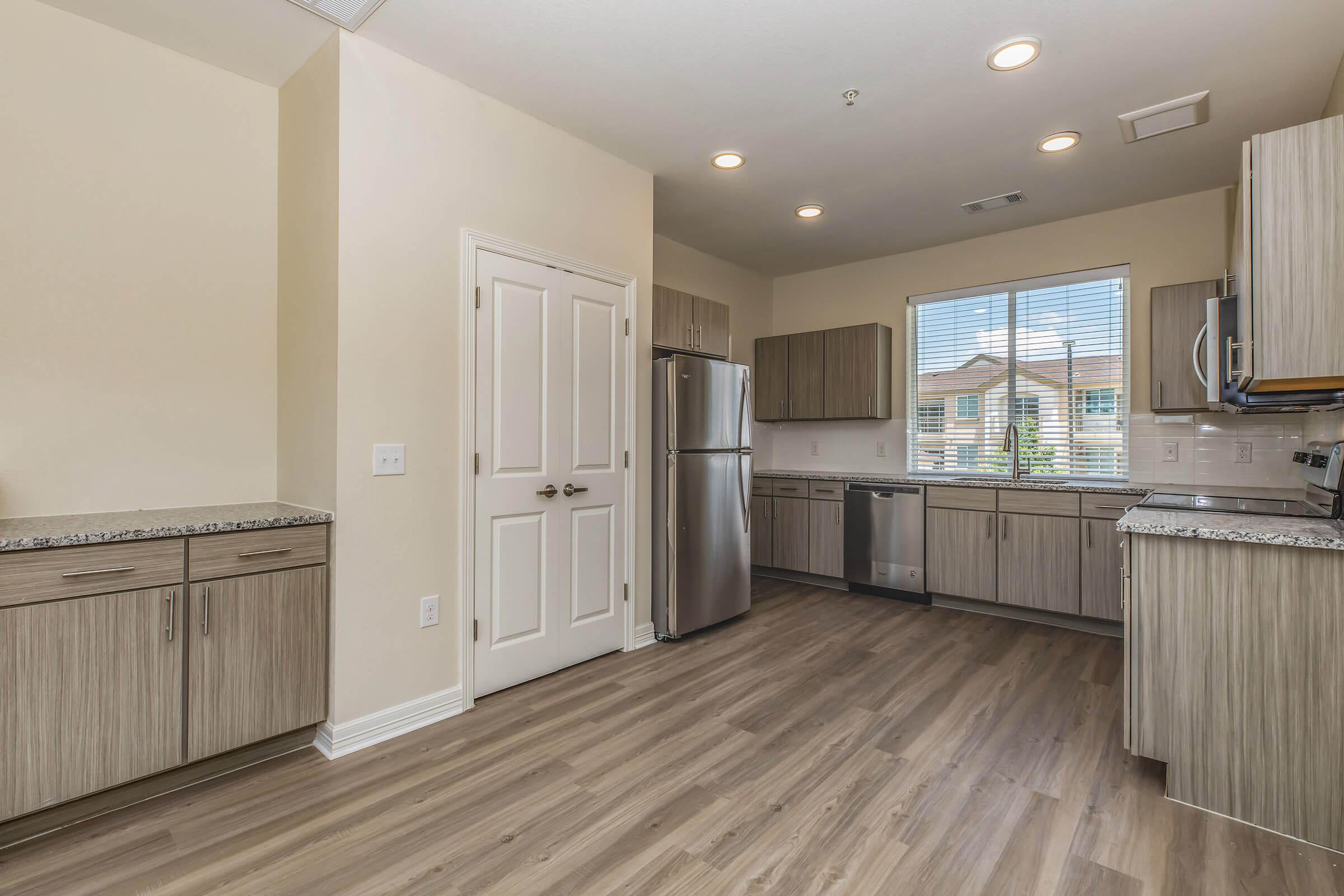 Resort-Style Pool & Sundeck